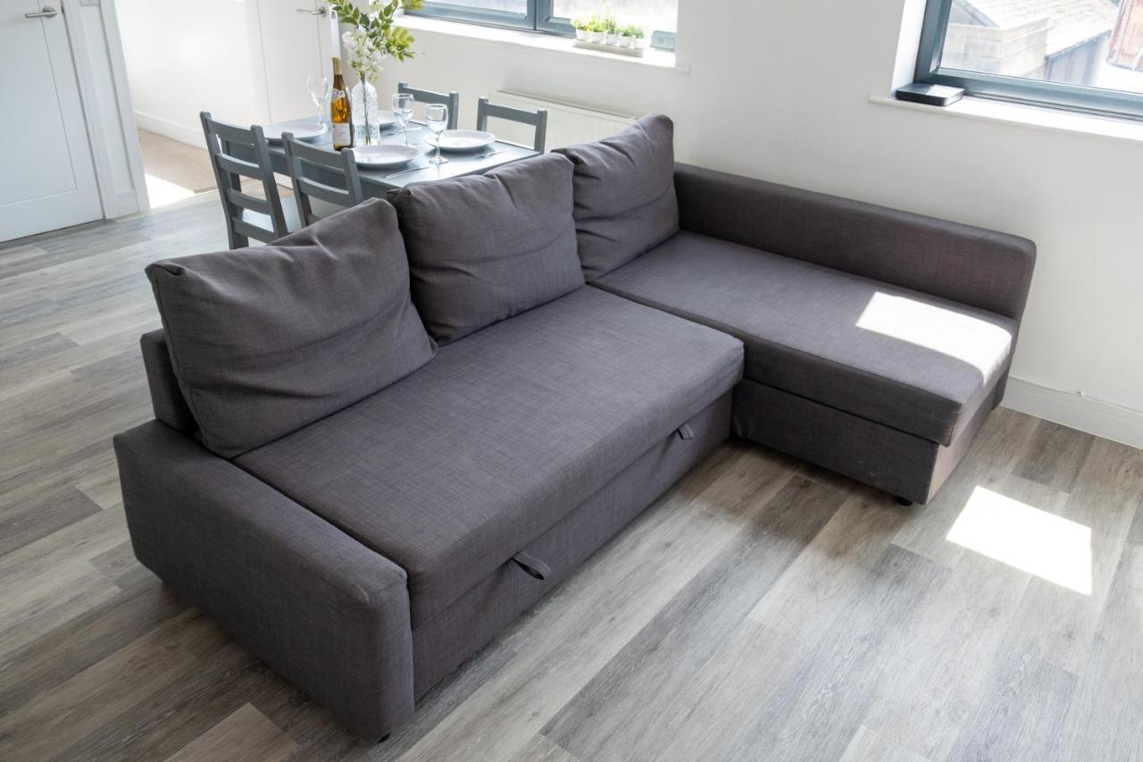Modern One Bedroom Apartment In Town Centre & 4 Min To The Beach 본머스 외부 사진